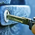 Przedsiębiorstwo 96 wizerunek CENTRUM BADTKE, DORABIANIE KLUCZY, AWARYJNE OTWIERANIE, GRAWEROWANIE, PIECZĄTKI, OSTRZENIE. Zamki, Klamki w Inowrocław KP