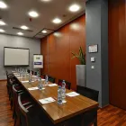 Przedsiębiorstwo 1 wizerunek HOLIDAY INN EXPRESS WARSAW AIRPORT Kategoria w Warsaw MZ