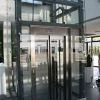 Przedsiębiorstwo 18 wizerunek LIFT-SYSTEM S.C. D.TARKA A.TARKA Wózki Elektryczne, Spalinowe, Widłowe w Żórawina DS
