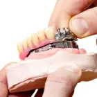 Przedsiębiorstwo 1 wizerunek PŁAZA-DENT BOGDAN PŁAZA Lekarskie, Stomatologiczne Gabinety - Wyposażenie w Warszawa MZ