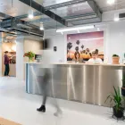 Przedsiębiorstwo 2 wizerunek WEWORK GRZYBOWSKA 62 - COWORKING I BIURA PRYWATNE Nieruchomości - Kupno, Sprzedaż, Wynajem w Warsaw