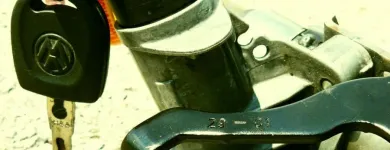 Przedsiębiorstwo 1 wizerunek AWARYJNE OTWIERANIE SAMOCHODÓW MIESZKAŃ ZAMKÓW DRZWI SLUSARZ Zamki, Klamki w Katowice SL