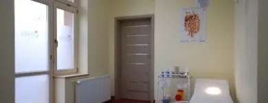 Przedsiębiorstwo 5 wizerunek GABINETY LEKARSKIE VITARS Lekarze - Pulmonolodzy w Wieliczka MA