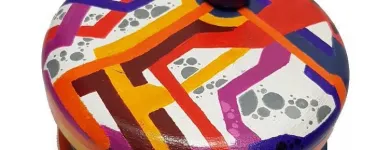 Przedsiębiorstwo 3 wizerunek KING OF THE BONGO Sportowa Odzież, Obuwie w Wrocław DS