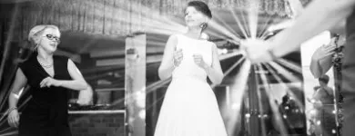 Przedsiębiorstwo 2 wizerunek MAGICZNA CHWILA Kategoria w Warszawa MZ