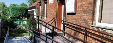 Przedsiębiorstwo 3 wizerunek NZOZ PRO-DENT GABINET STOMATOLOGICZNY PRACOWNIA PROTETYCZNA BOGUSŁAWA RÓŻYCKA-MARCHACZ Lekarze - Stomatolodzy w Gliwice SL