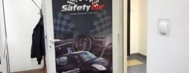 Przedsiębiorstwo 10 wizerunek OŚRODEK SZKOLENIA KIEROWCÓW SAFETY CAR ORLIKOWSKI MACIEJ Nauka Jazdy w Częstochowa SL