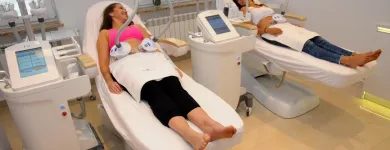 Przedsiębiorstwo 7 wizerunek SALON KOSMETYCZNY - PERFECT ESTETIC - DEPILACJA LASEROWA, REDUKCJA CELLULITU, KOSMETYCZKA, MANICURE Medycyna Estetyczna w Kraków MA