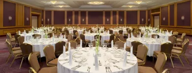 Przedsiębiorstwo 51 wizerunek SHERATON GRAND WARSAW Kategoria w Warsaw