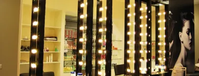 Przedsiębiorstwo 2 wizerunek SUN-GLASS Szklarskie Usługi w Piastów MZ