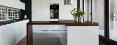 Przedsiębiorstwo 14 wizerunek ZA MURAMI ZA DACHAMI Kategoria w Wrocław DS