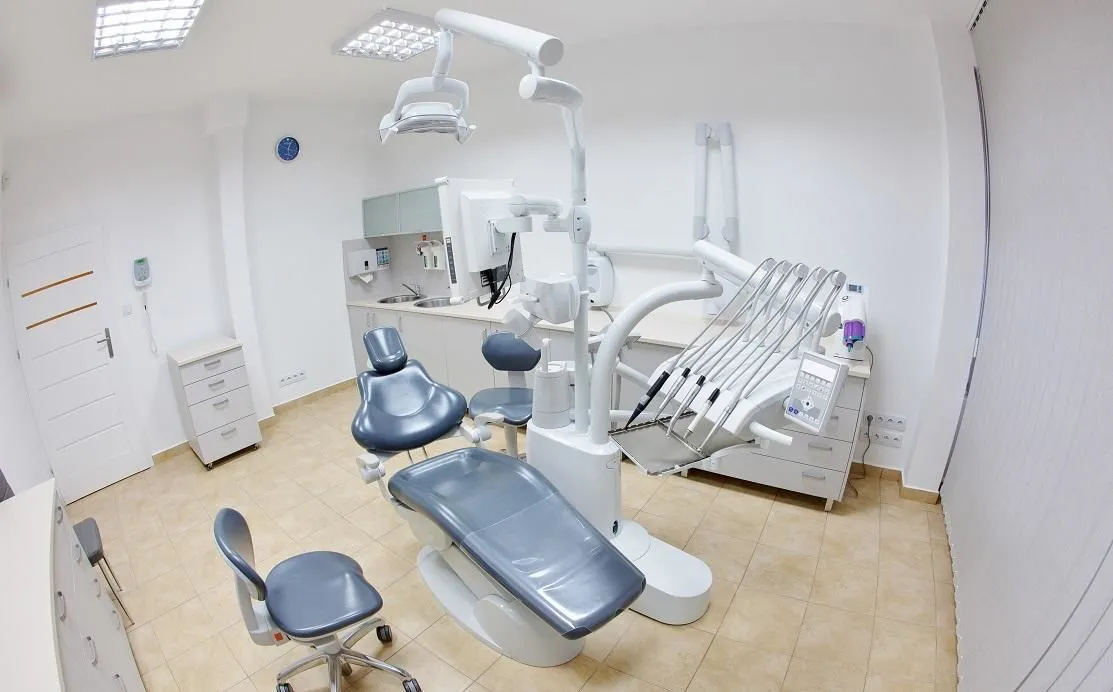 Przedsiębiorstwo 7 wizerunek CICHOŃ CENTRUM STOMATOLOGII