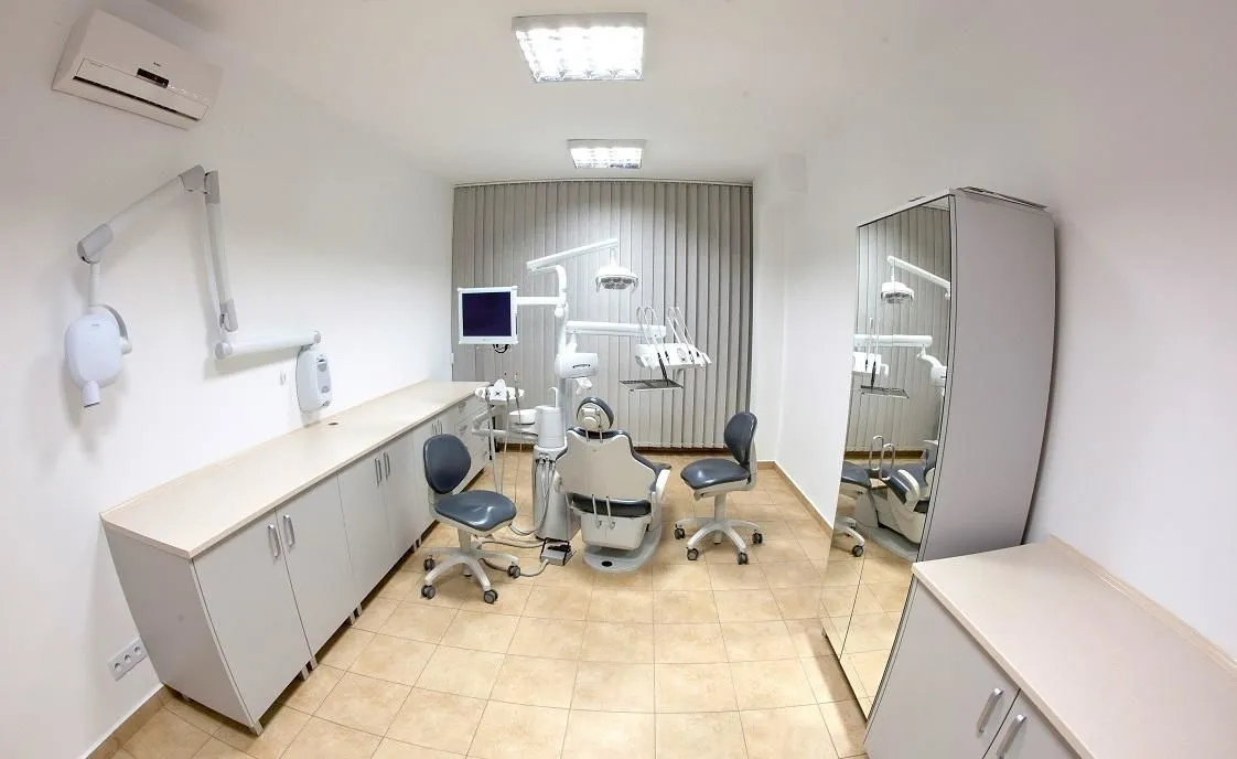 Przedsiębiorstwo 5 wizerunek CICHOŃ CENTRUM STOMATOLOGII