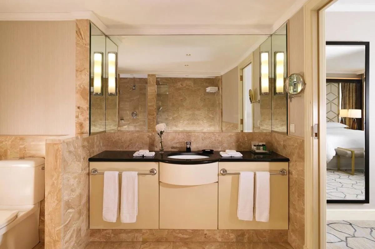 Przedsiębiorstwo 12 wizerunek SHERATON GRAND WARSAW