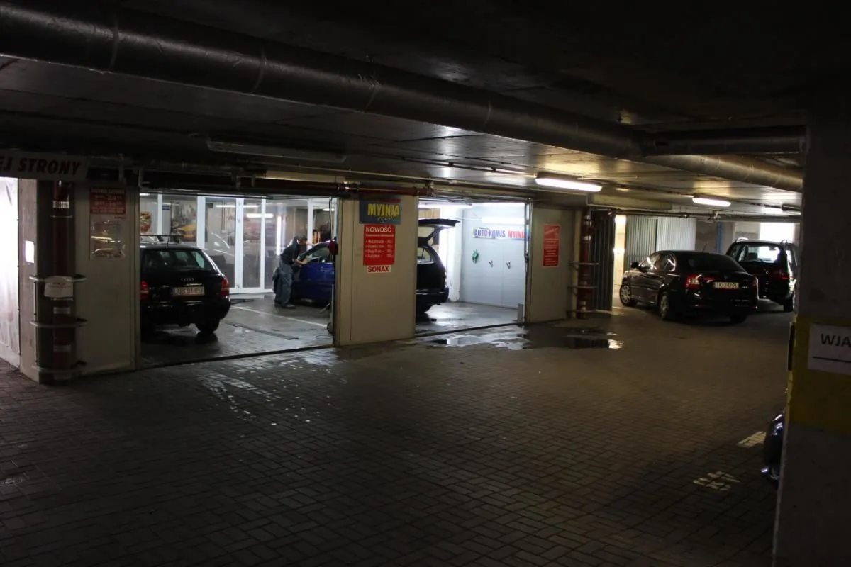 Przedsiębiorstwo 2 wizerunek MYJNIA SAMOCHODOWA LEMON