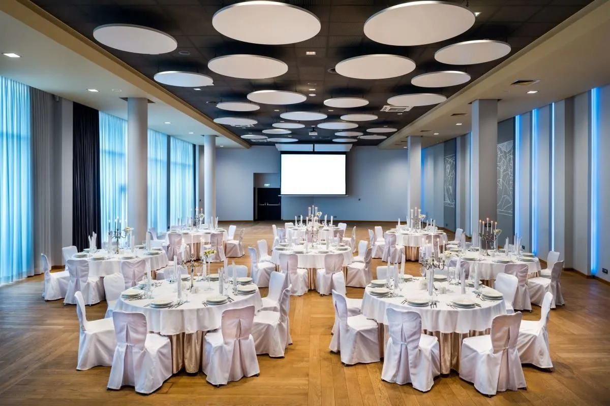 Przedsiębiorstwo 64 wizerunek PARK INN BY RADISSON KATOWICE