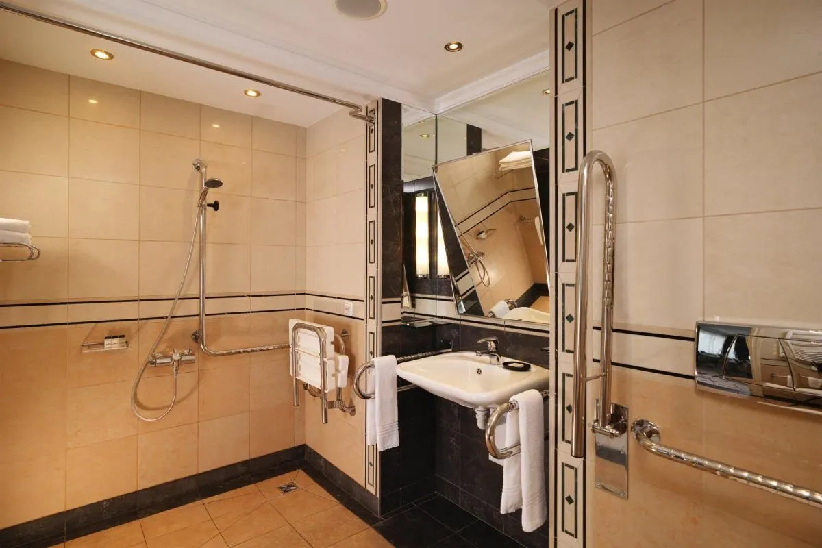 Przedsiębiorstwo 18 wizerunek SHERATON GRAND WARSAW