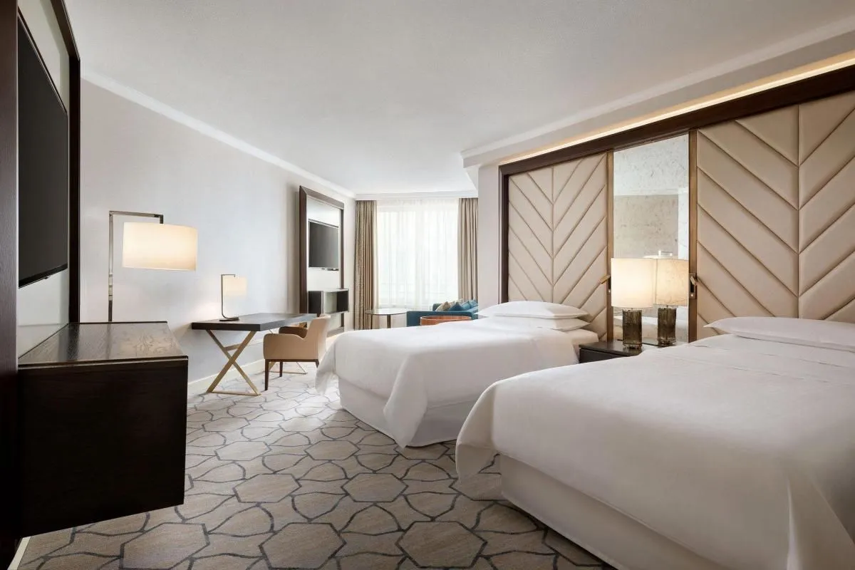 Przedsiębiorstwo 24 wizerunek SHERATON GRAND WARSAW