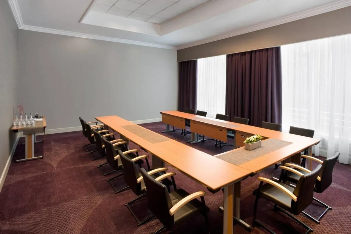 Przedsiębiorstwo 57 wizerunek SHERATON GRAND WARSAW
