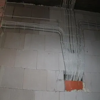 Przedsiębiorstwo 3 wizerunek LARUM