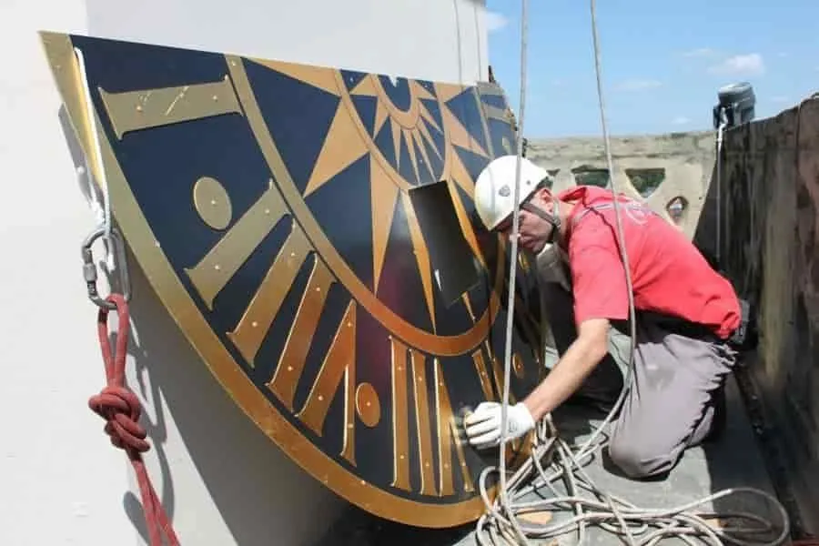 Przedsiębiorstwo 8 wizerunek ELBRUS PRACE WYSOKOŚCIOWE I REKLAMOWE