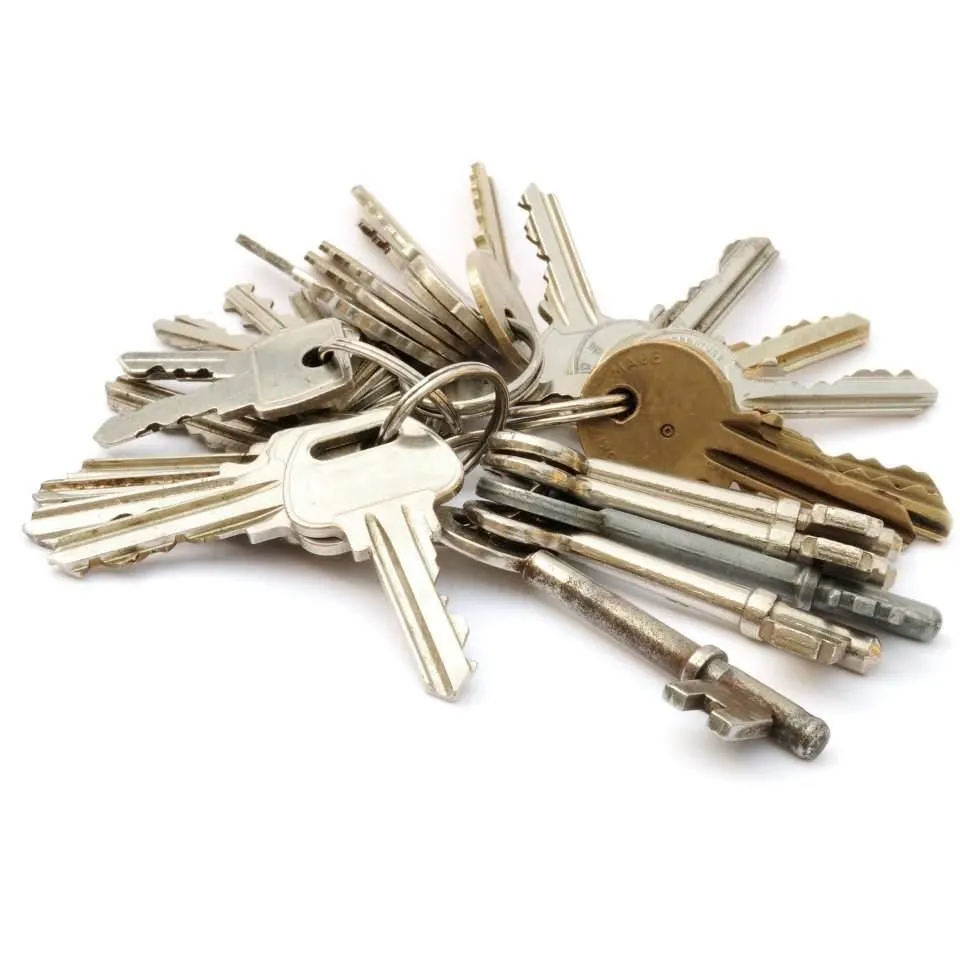 Przedsiębiorstwo 13 wizerunek CHRUST DORABIANE KLUCZY,AWARYJNE OTWIERANIE SAMOCHODU,KODOWANIE PILOTÓW,WYMIANA DRZWI